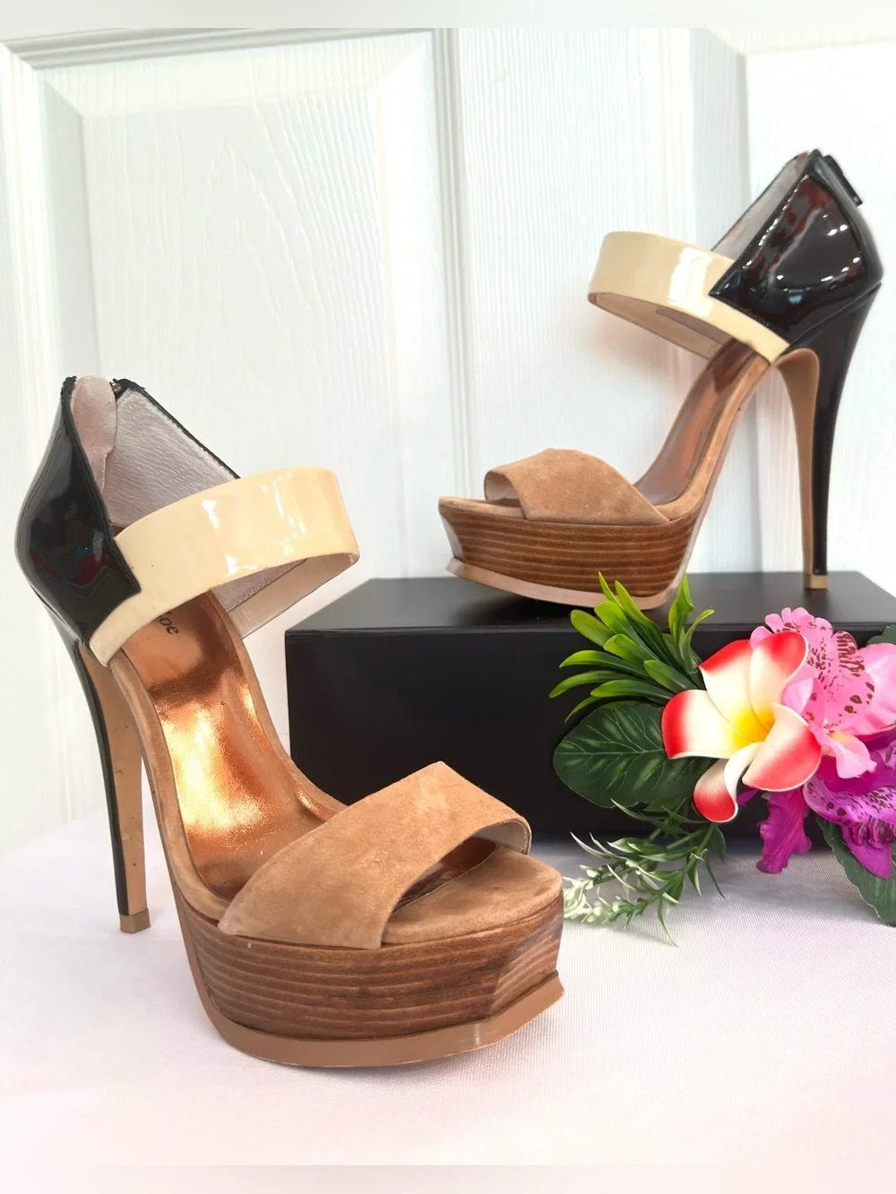 EVA & ZOE ~ Stiletto Black and Beige Patent Leather w/Tan Suede Leather Peep Toe